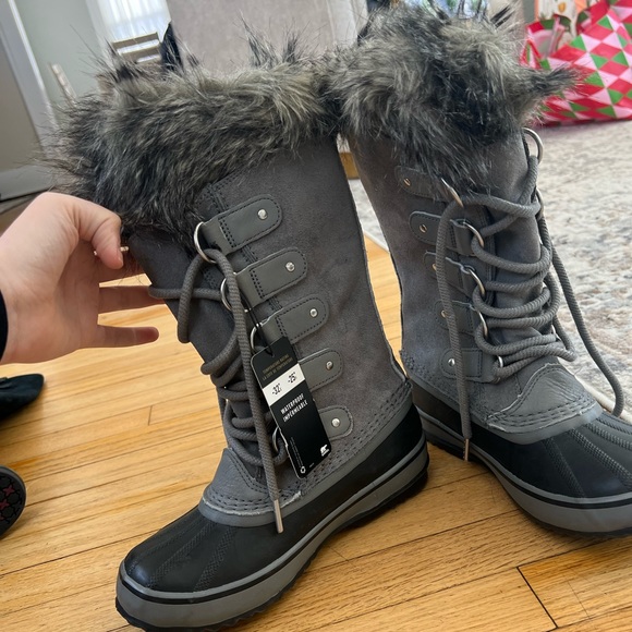 Sorel Women's Joan of Arctic Wp Snow Boots sz 5 - Picture 2 of 3